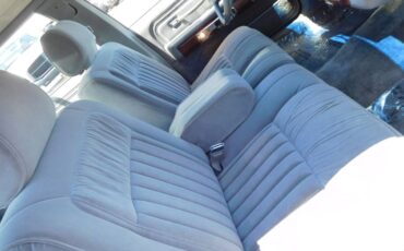 Ford-Ltd-crown-victoria-1988-17
