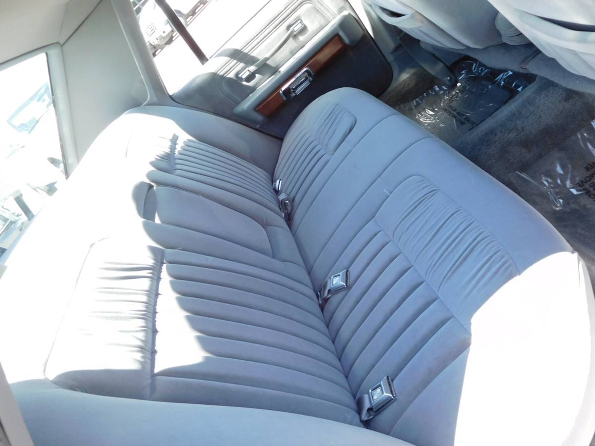 Ford-Ltd-crown-victoria-1988-18