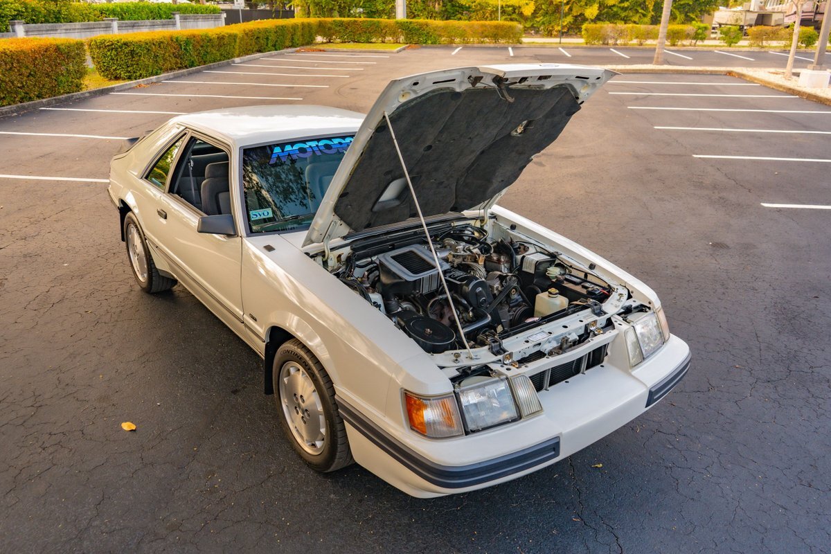Ford-MUSTANG-SVO-1986-12