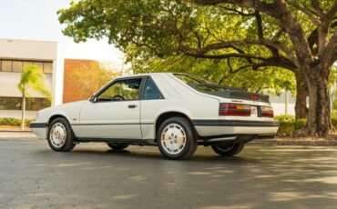 Ford-MUSTANG-SVO-1986-15