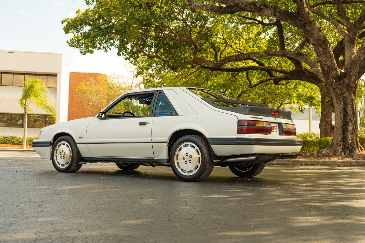 Ford-MUSTANG-SVO-1986-15