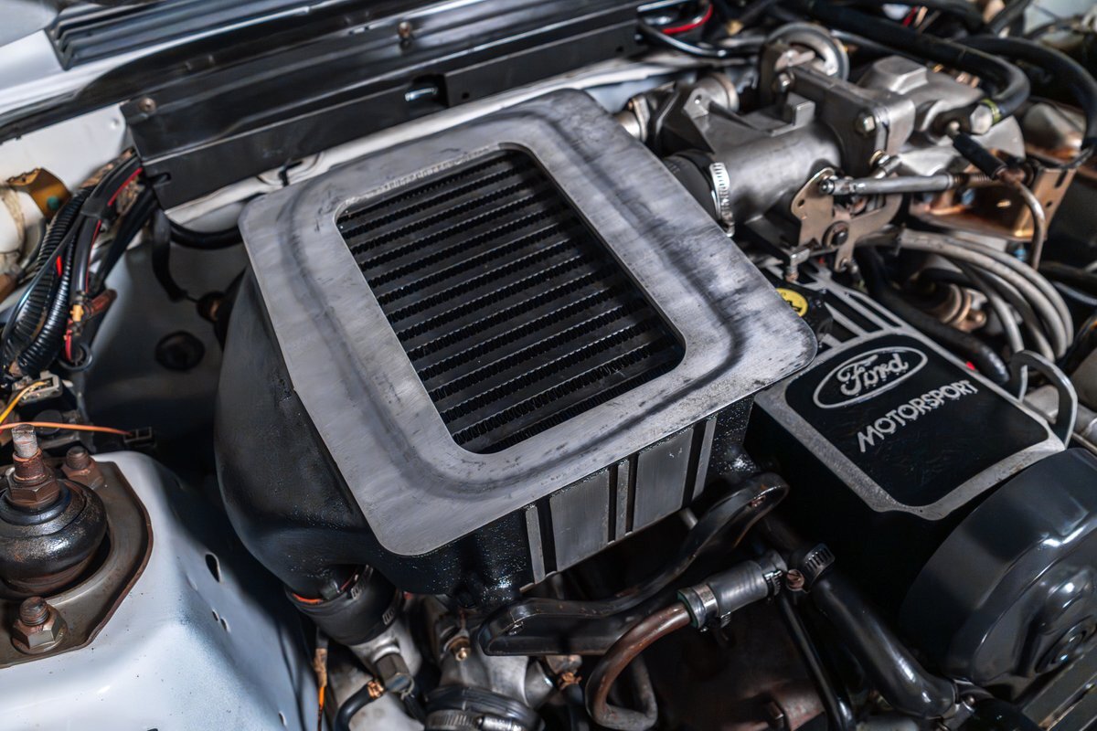 Ford-MUSTANG-SVO-1986-28