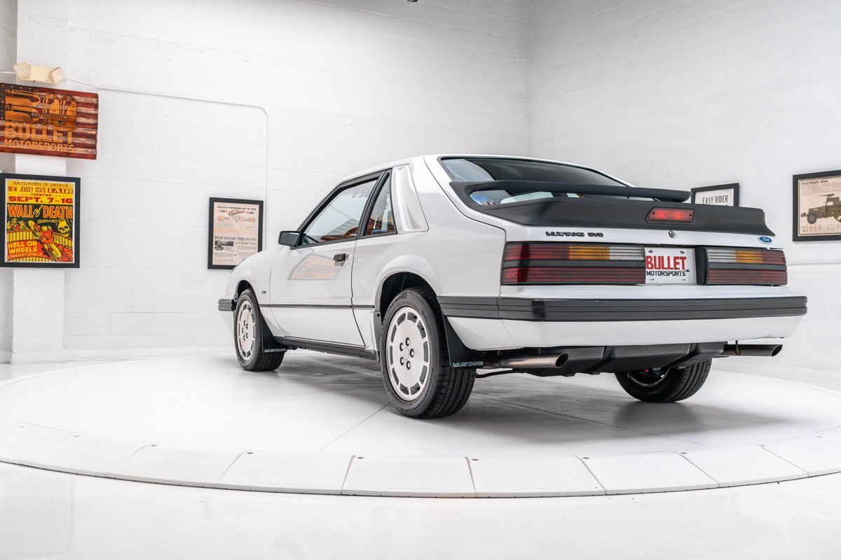 Ford-MUSTANG-SVO-1986-6