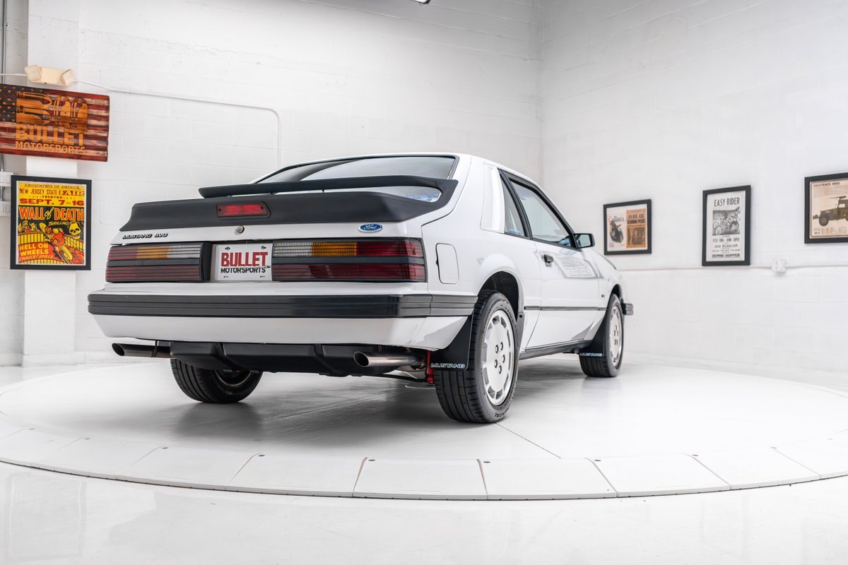 Ford-MUSTANG-SVO-1986-8