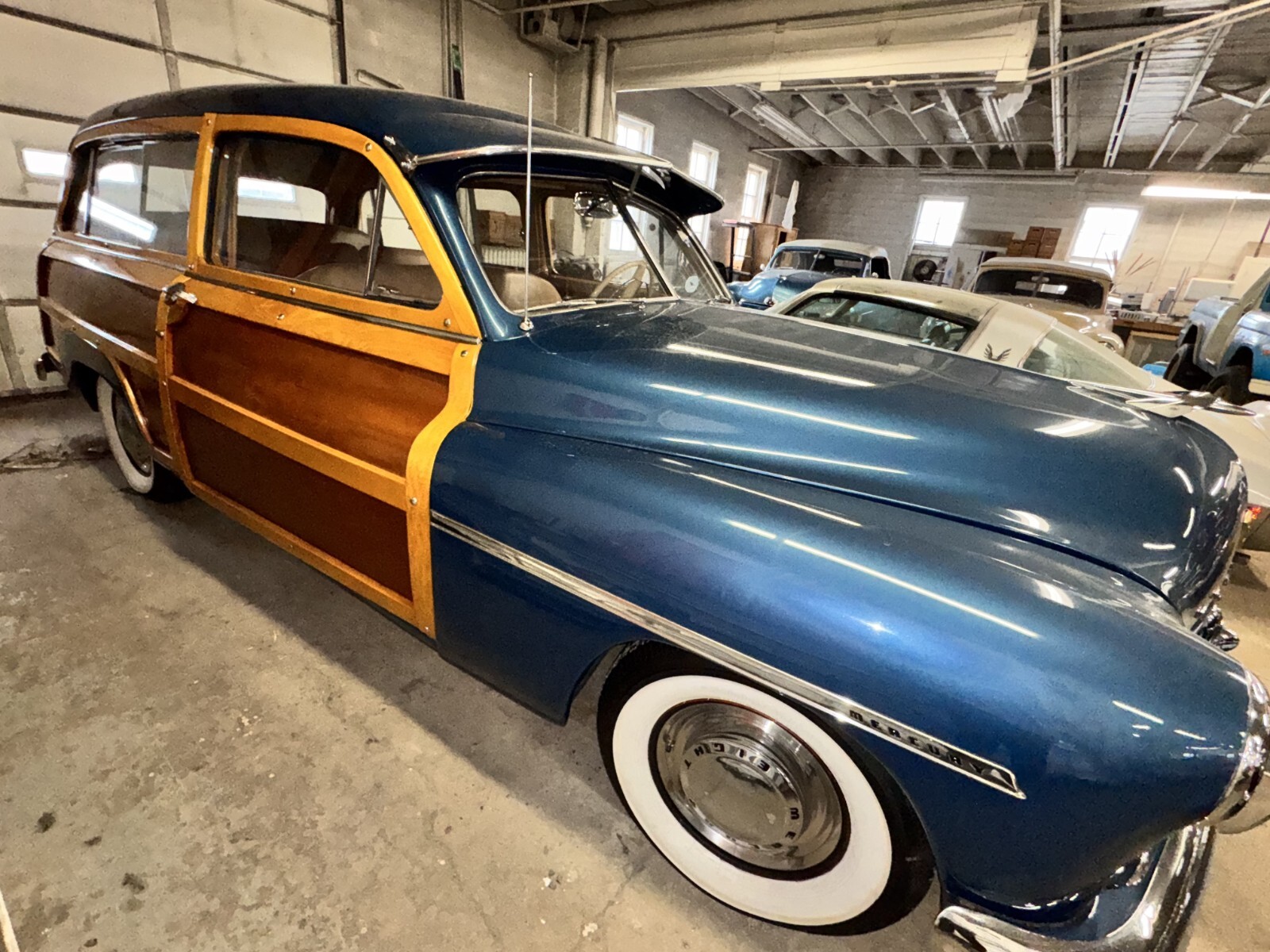 Ford-Mercury-Woody-Wagon-1949-Woody-Wagon