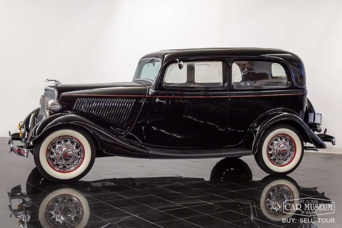 Ford-Model-40-1934-Sedan-1