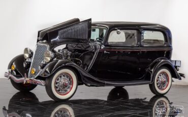 Ford-Model-40-1934-Sedan-12