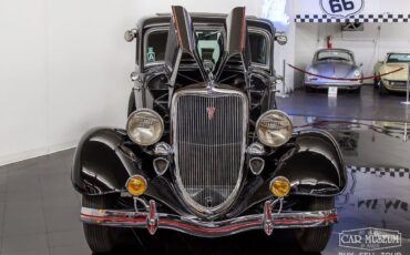 Ford-Model-40-1934-Sedan-13