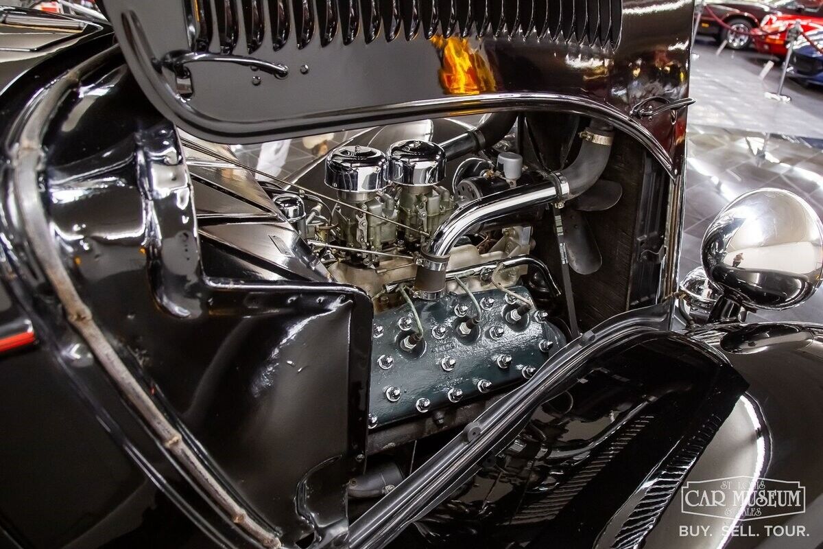 Ford-Model-40-1934-Sedan-29