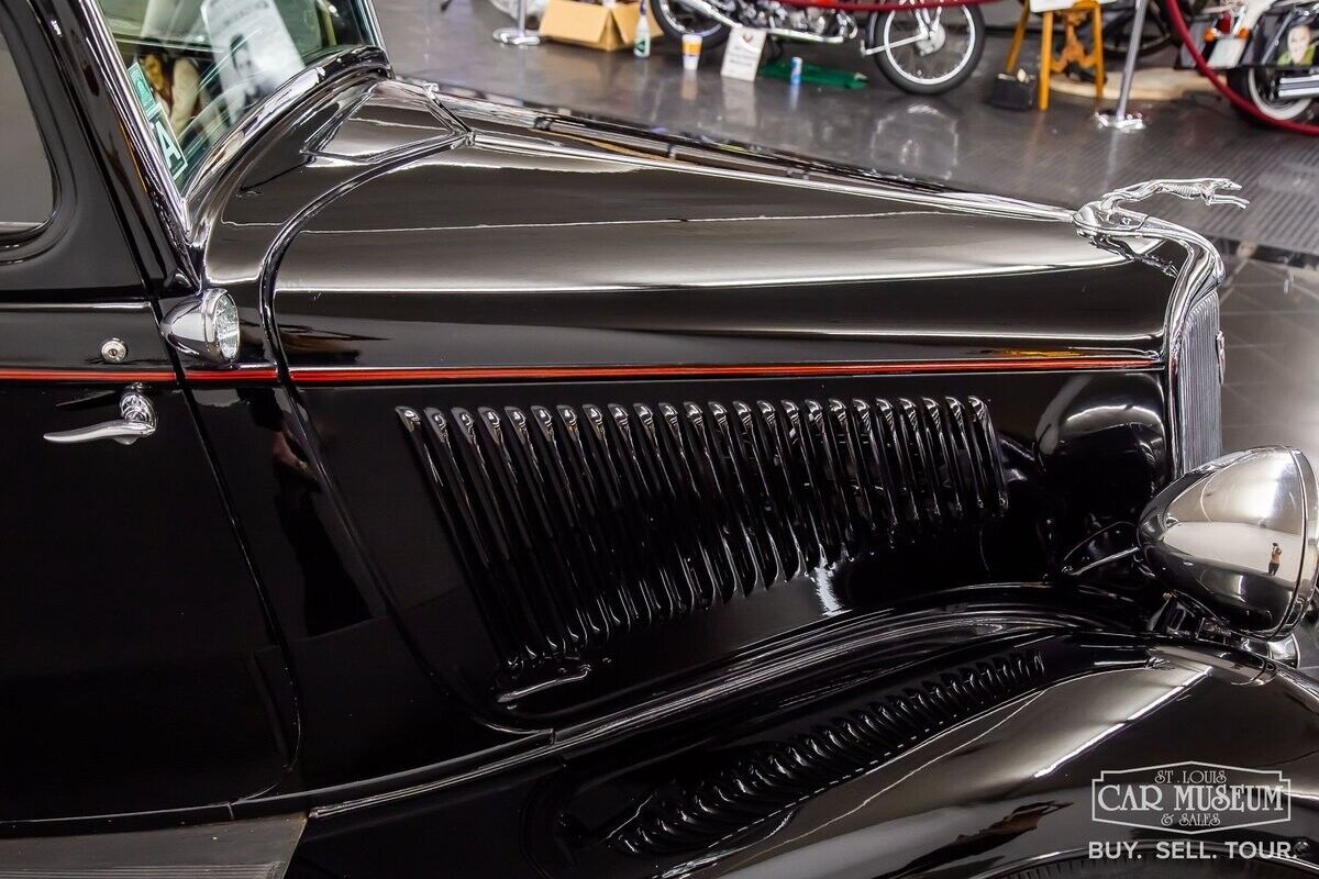 Ford-Model-40-1934-Sedan-31