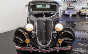 Ford-Model-40-1934-Sedan-36