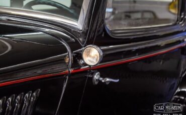 Ford-Model-40-1934-Sedan-39