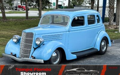Ford Model 48 1935 Sedan
