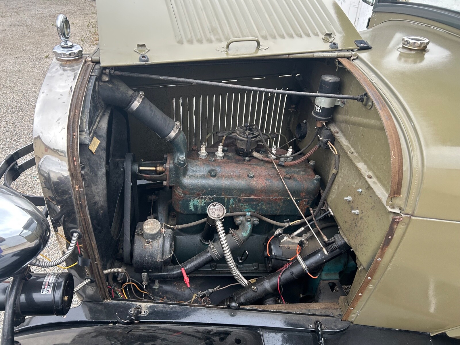 Ford-Model-A-1928-Coupe-13