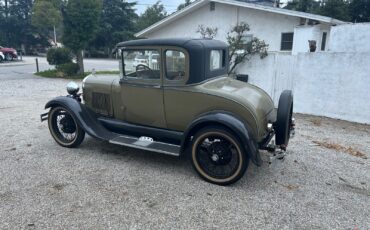 Ford-Model-A-1928-Coupe-2