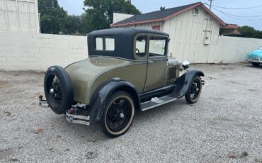 Ford-Model-A-1928-Coupe-4