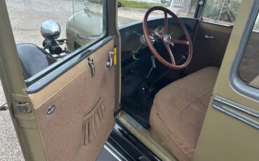 Ford-Model-A-1928-Coupe-9