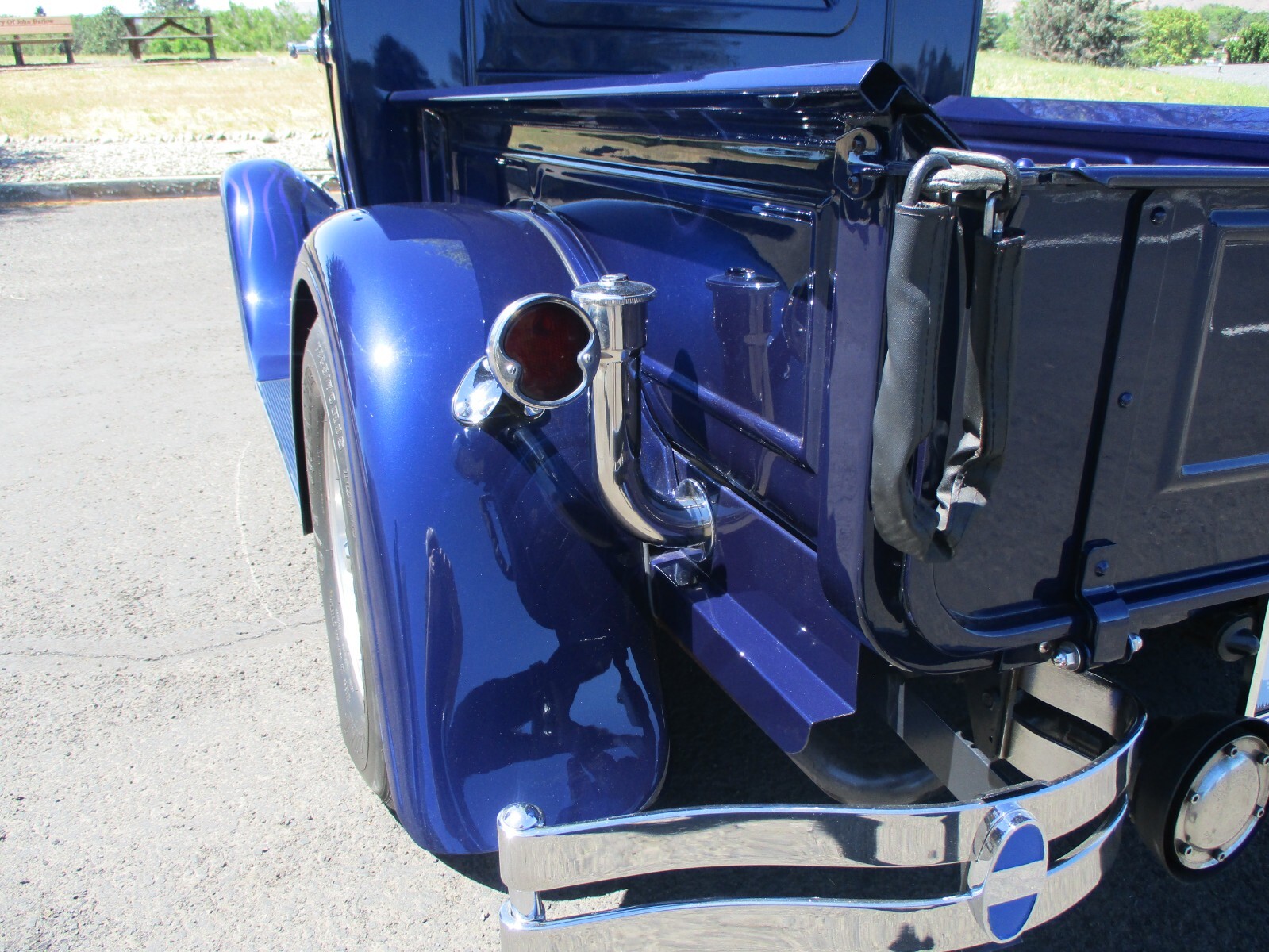 Ford-Model-A-1929-Colsed-cab-pickup-16