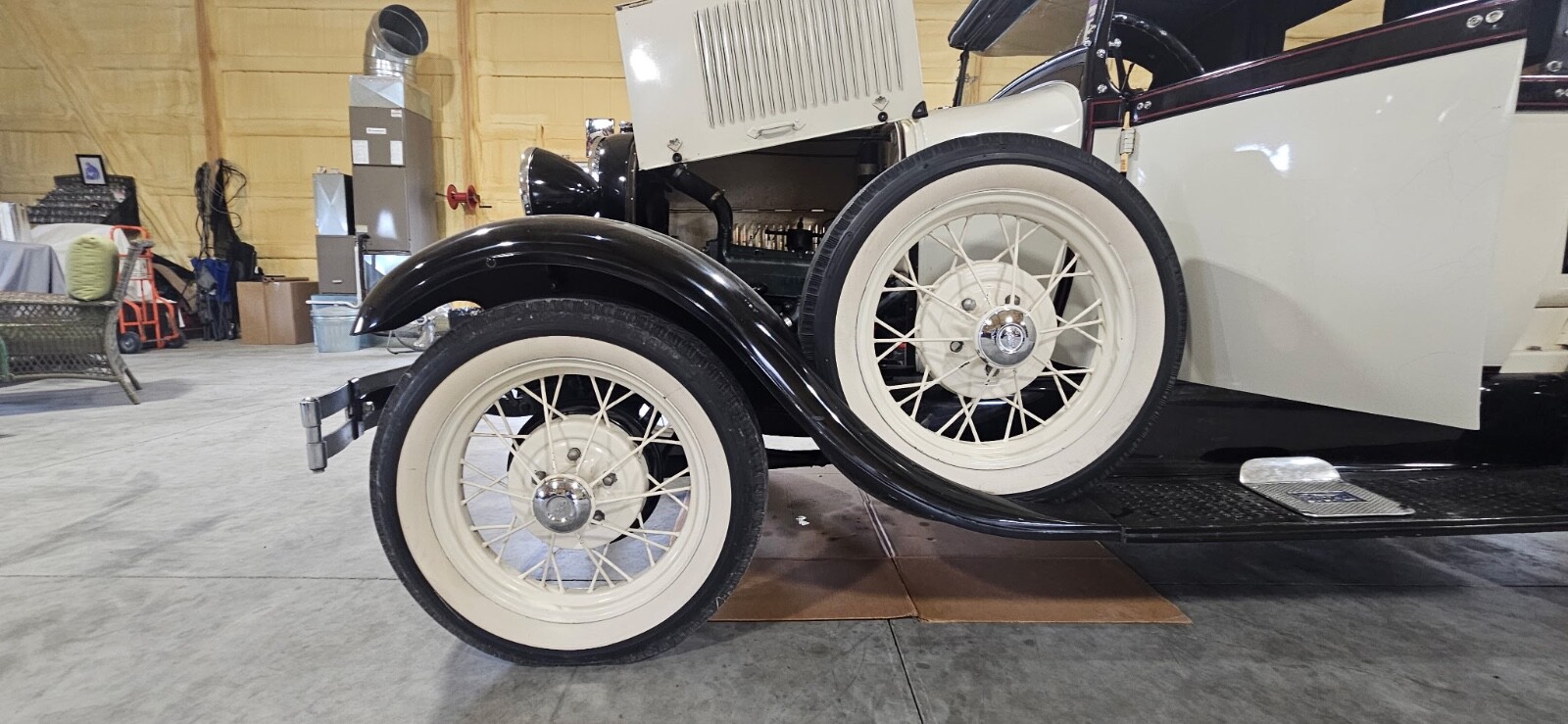 Ford-Model-A-1929-Pickup-Truck-4