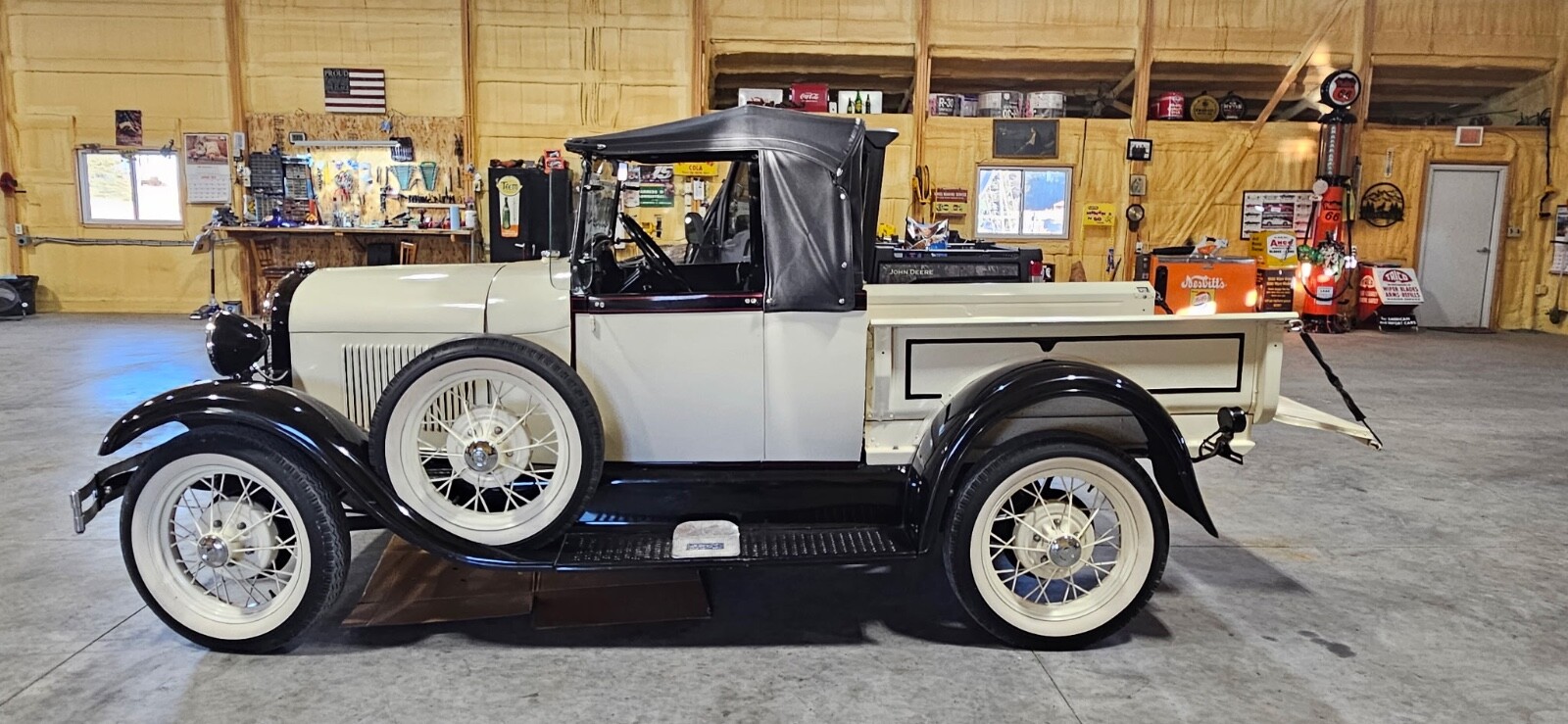 Ford Model A 1929 Pickup Truck