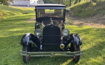 Ford-Model-A-1929-Sedan-19
