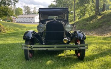 Ford-Model-A-1929-Sedan-2
