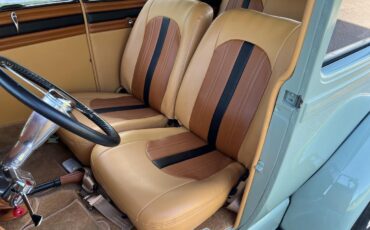 Ford-Model-A-1929-sedan-1