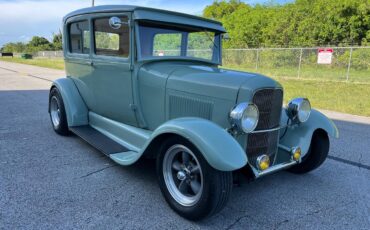 Ford-Model-A-1929-sedan-13