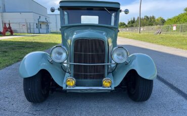 Ford-Model-A-1929-sedan-14