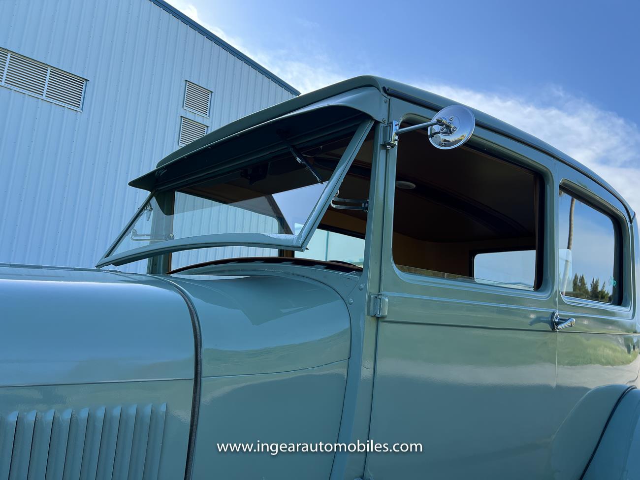Ford-Model-A-1929-sedan-19