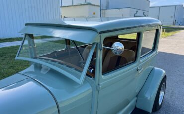 Ford-Model-A-1929-sedan-20