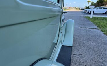 Ford-Model-A-1929-sedan-35