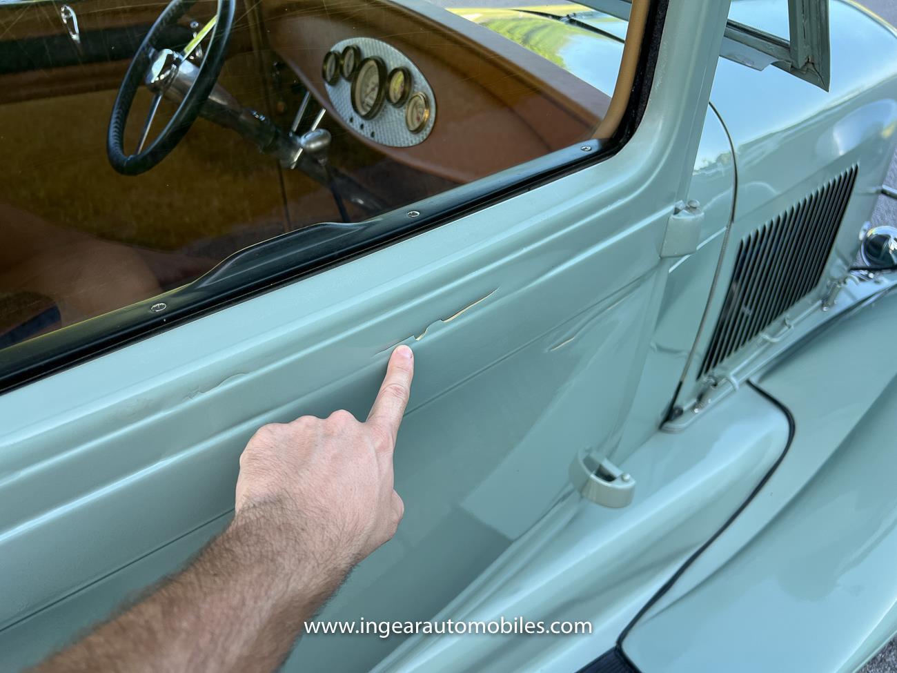 Ford-Model-A-1929-sedan-38