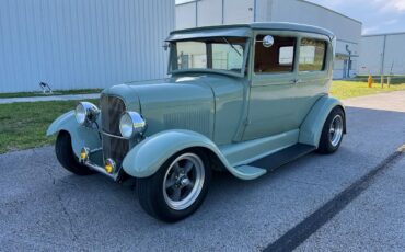 Ford-Model-A-1929-sedan-8