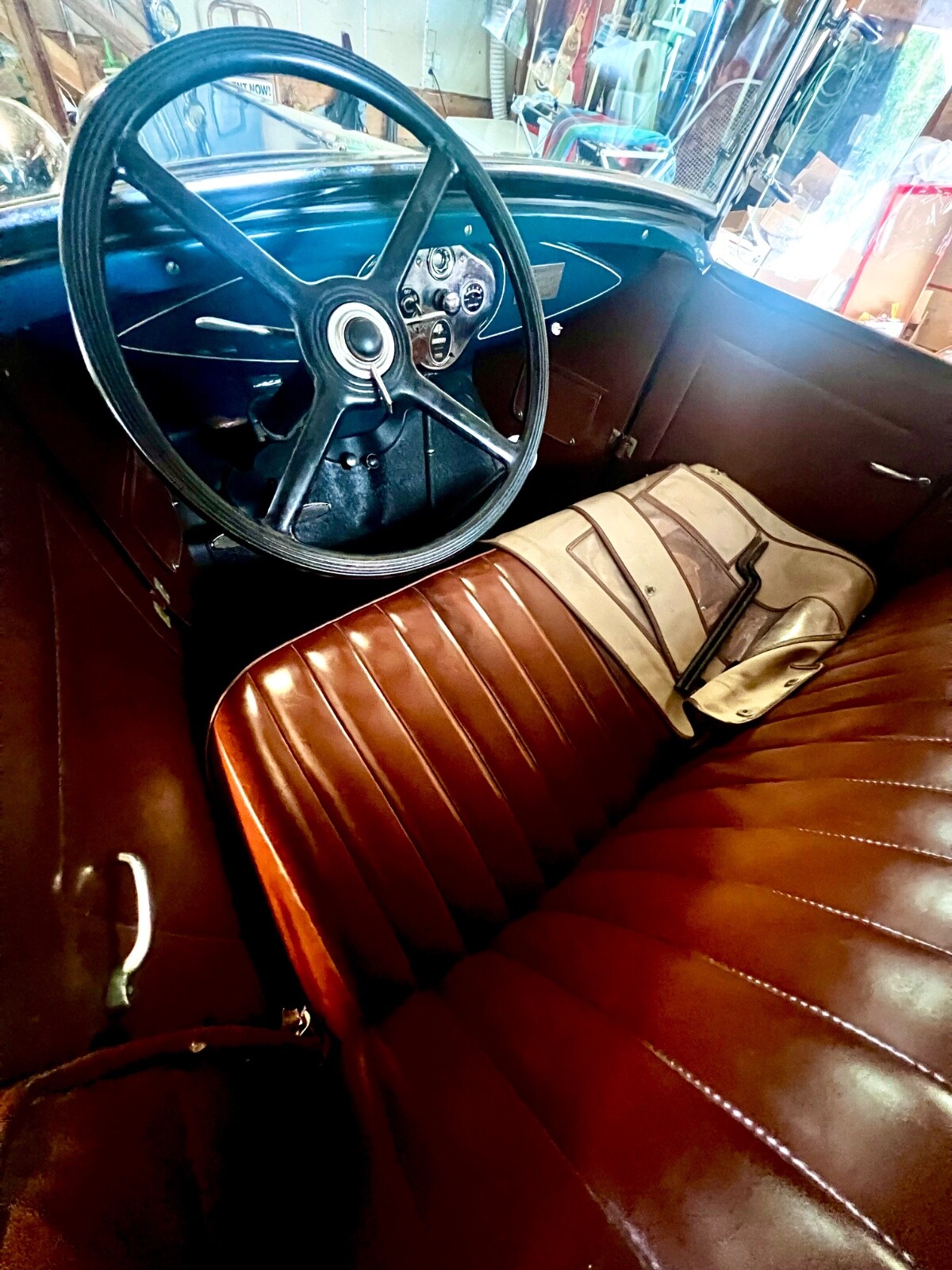 Ford-Model-A-1930-Convertible-17