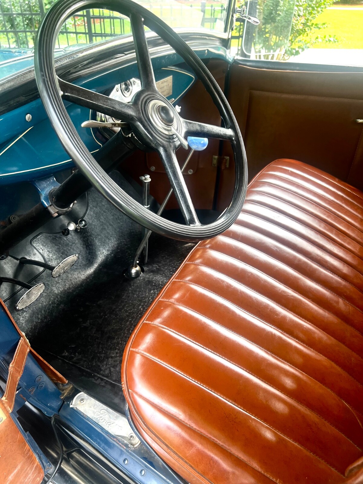 Ford-Model-A-1930-Convertible-7