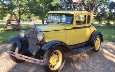 Ford-Model-A-1930-Coupe-1