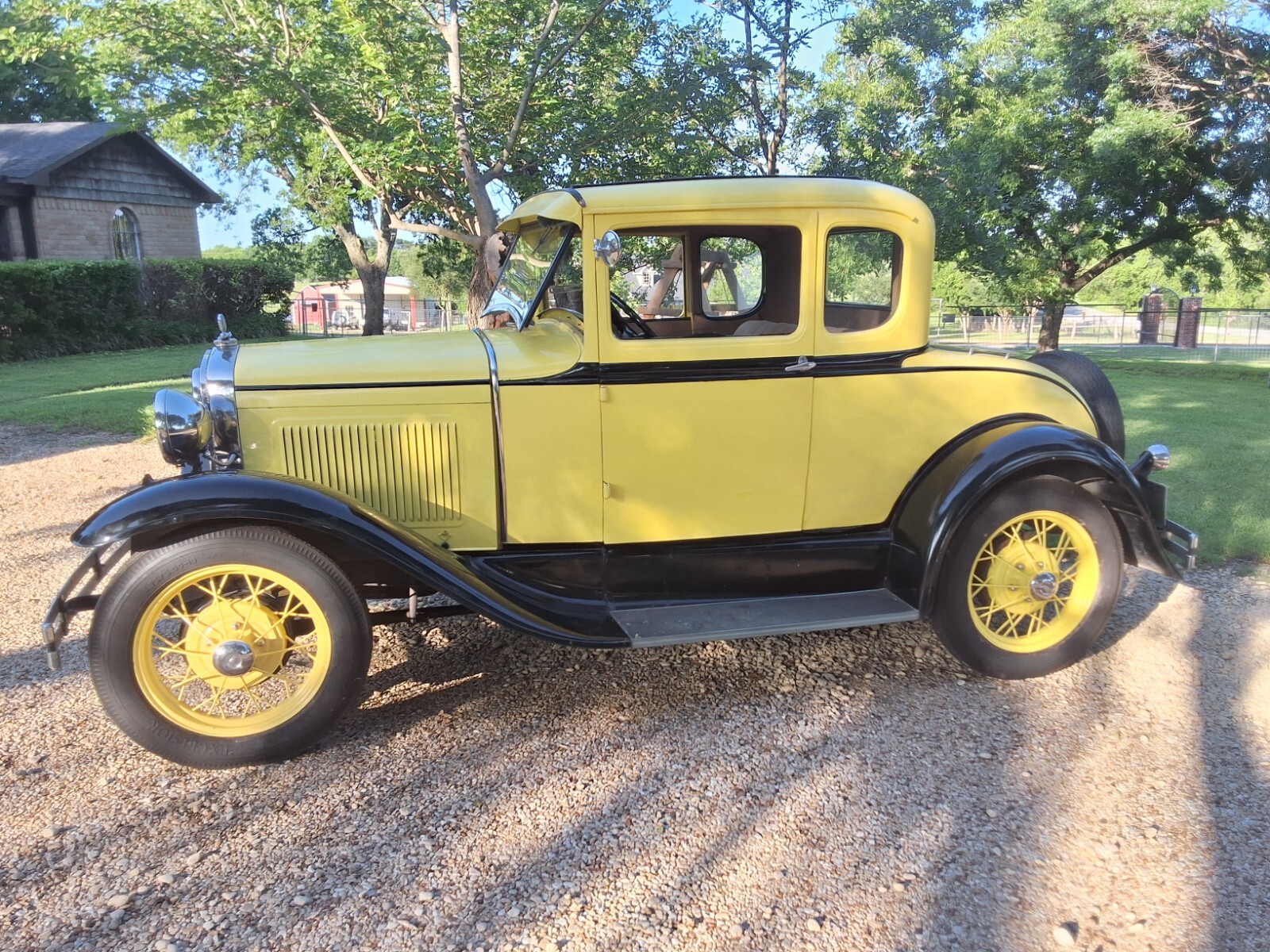Ford-Model-A-1930-Coupe-6