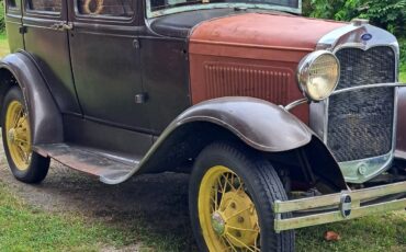Ford-Model-A-1930-Sedan-1