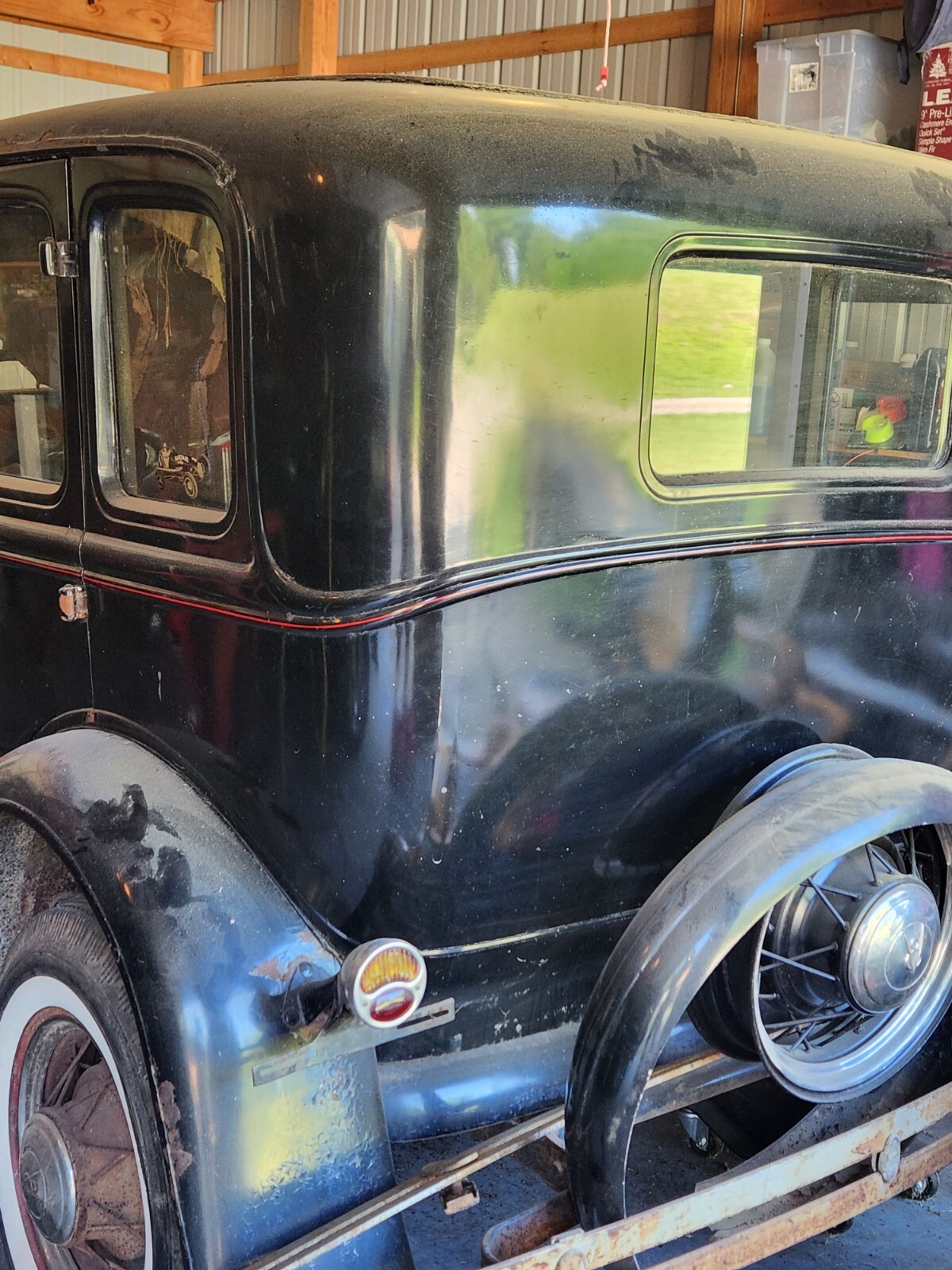 Ford-Model-A-1930-Sedan-11