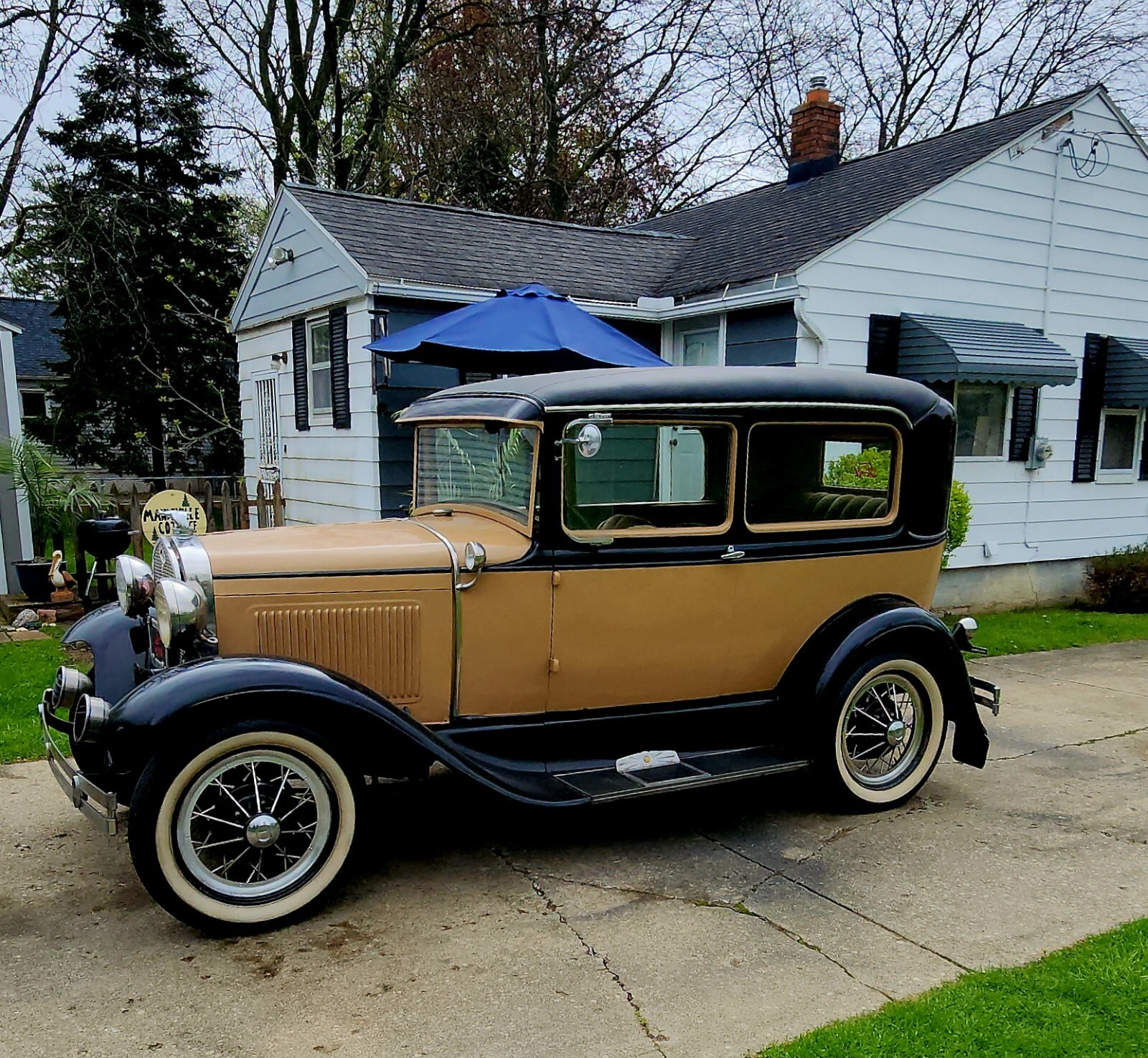 Ford-Model-A-1930-Sedan-21