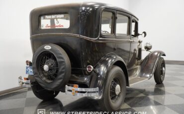 Ford-Model-A-1931-Sedan-11