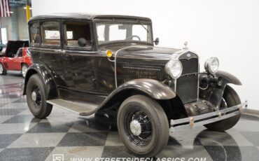 Ford-Model-A-1931-Sedan-14