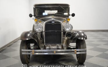 Ford-Model-A-1931-Sedan-16