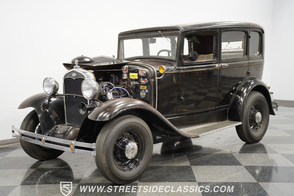 Ford-Model-A-1931-Sedan-27