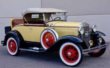 Ford-Model-A-Deluxe-1931-Convertible-1