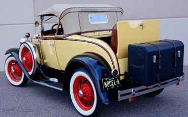 Ford-Model-A-Deluxe-1931-Convertible-11