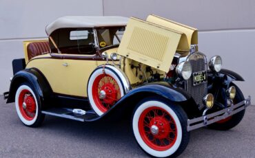Ford-Model-A-Deluxe-1931-Convertible-13