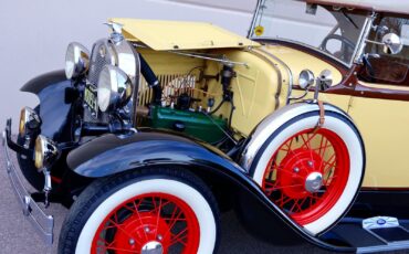 Ford-Model-A-Deluxe-1931-Convertible-15