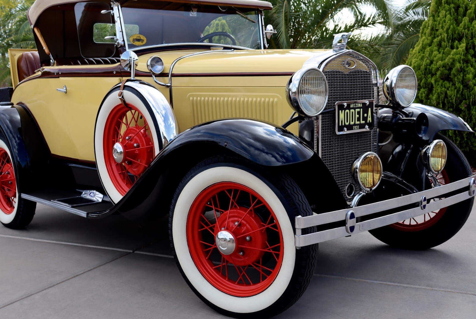 Ford-Model-A-Deluxe-1931-Convertible-36